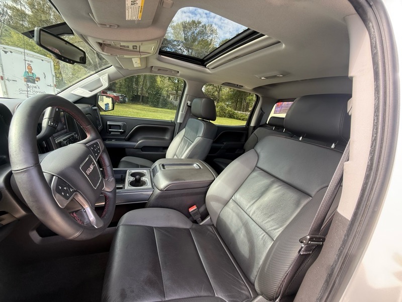 GMC Sierra 1500 4WD Crew Cab 143.5" SLT 2015