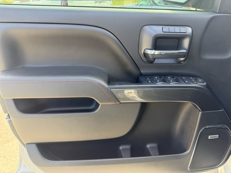 GMC Sierra 1500 4WD Crew Cab 143.5" SLT 2015