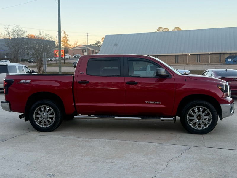 Toyota Tundra Tundra-Grade CrewMax 4.6L 2WD 2012
