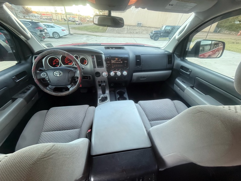 Toyota Tundra Tundra-Grade CrewMax 4.6L 2WD 2012
