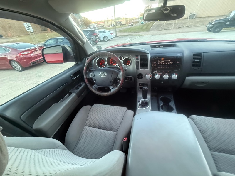 Toyota Tundra Tundra-Grade CrewMax 4.6L 2WD 2012