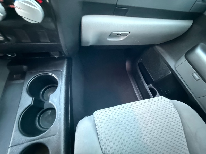 Toyota Tundra Tundra-Grade CrewMax 4.6L 2WD 2012