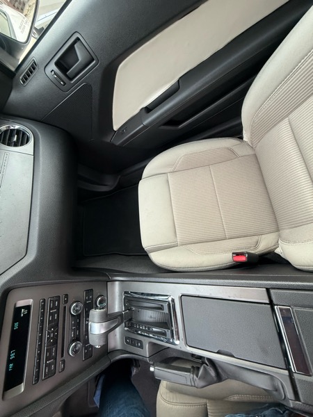 Ford Mustang V6 Coupe 2012