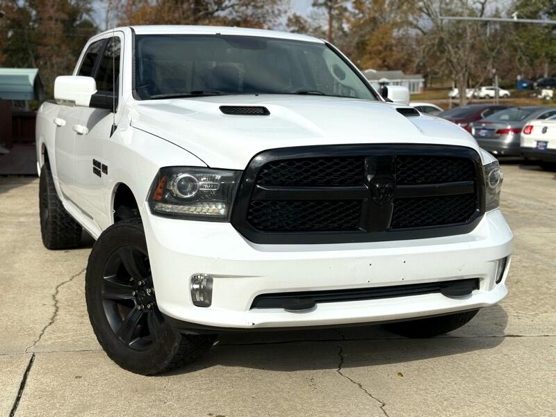 2017 RAM 1500 4WD Crew Cab 140.5" Night