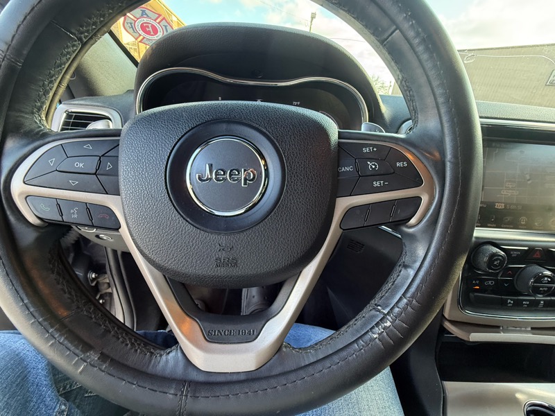 Jeep Grand Cherokee Limited 2WD 2015