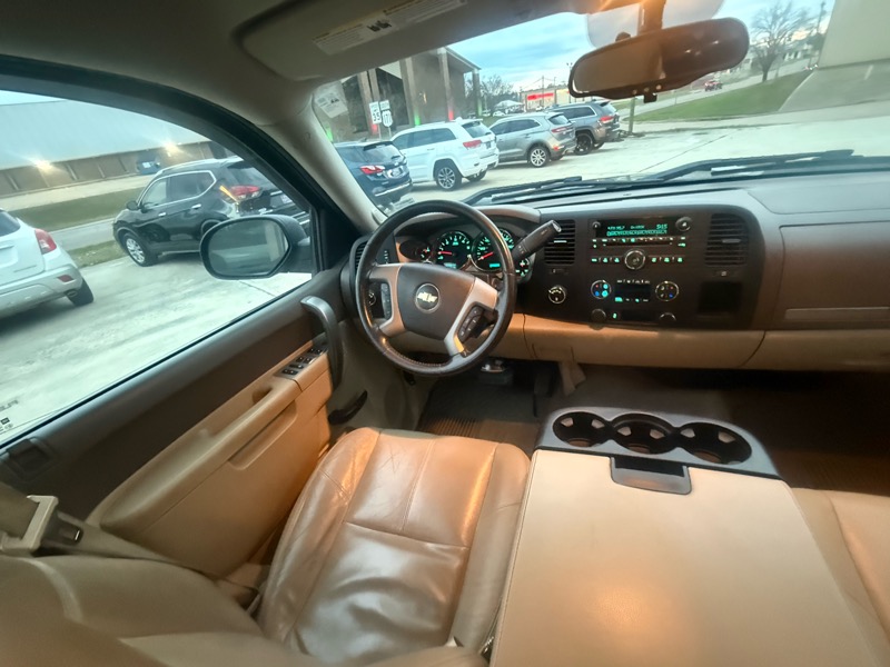 Chevrolet Silverado 1500 1LT Crew Cab 4WD 2013