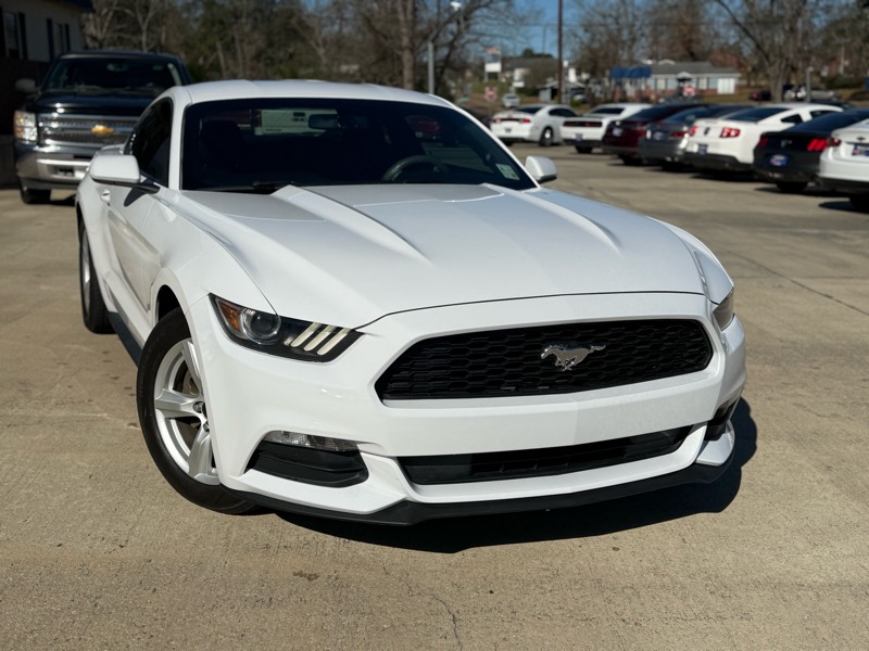 2016 Ford Mustang V6 Coupe