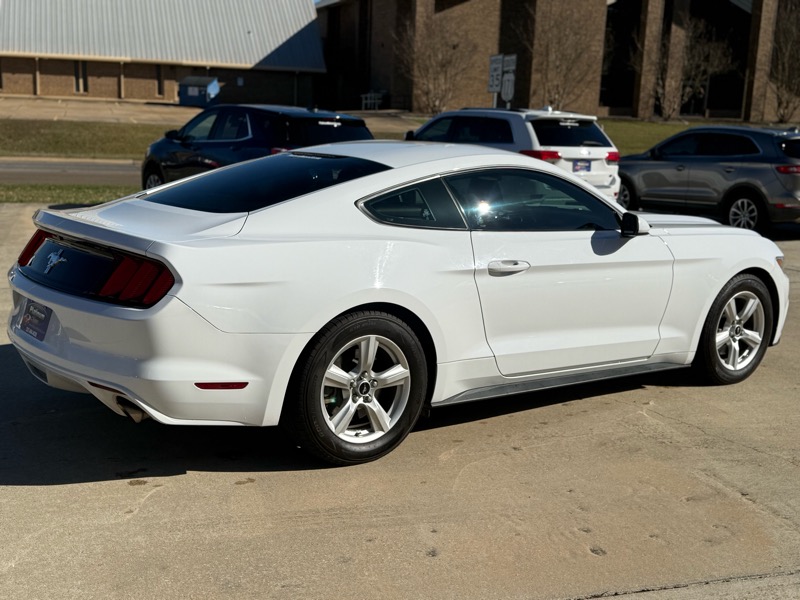 Ford Mustang V6 Coupe 2016