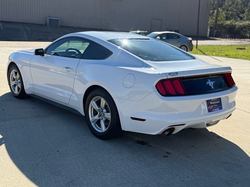 Ford Mustang V6 Coupe 2016