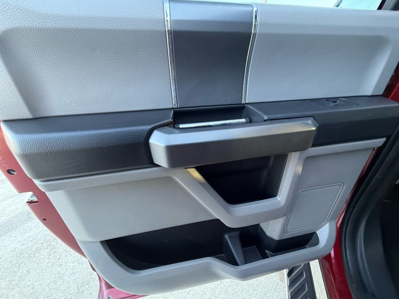 Ford F-150 4WD SuperCab 145" XLT 2016