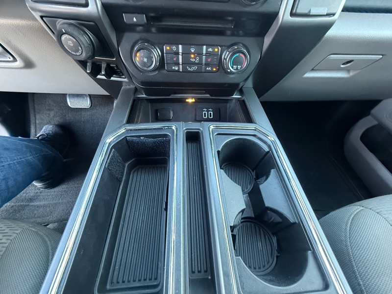 Ford F-150 4WD SuperCab 145" XLT 2016