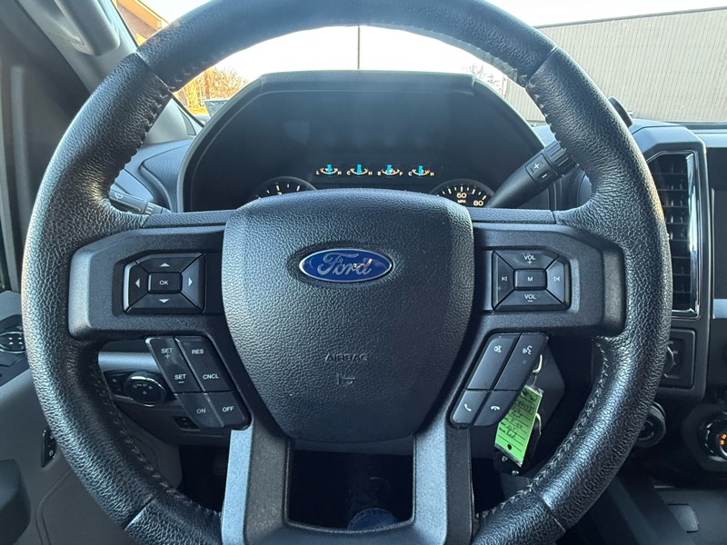 Ford F-150 4WD SuperCab 145" XLT 2016