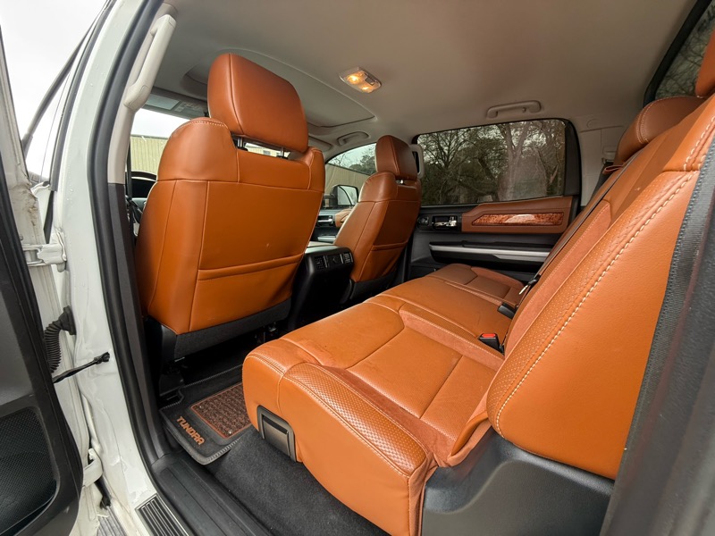 Toyota Tundra 1794 Edition Crew Max 4WD 5.7L V8 2018