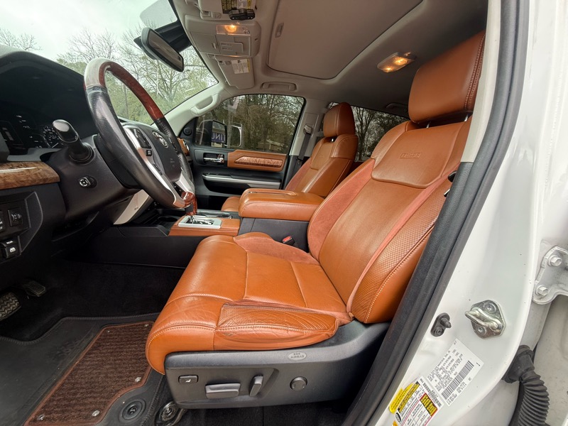 Toyota Tundra 1794 Edition Crew Max 4WD 5.7L V8 2018