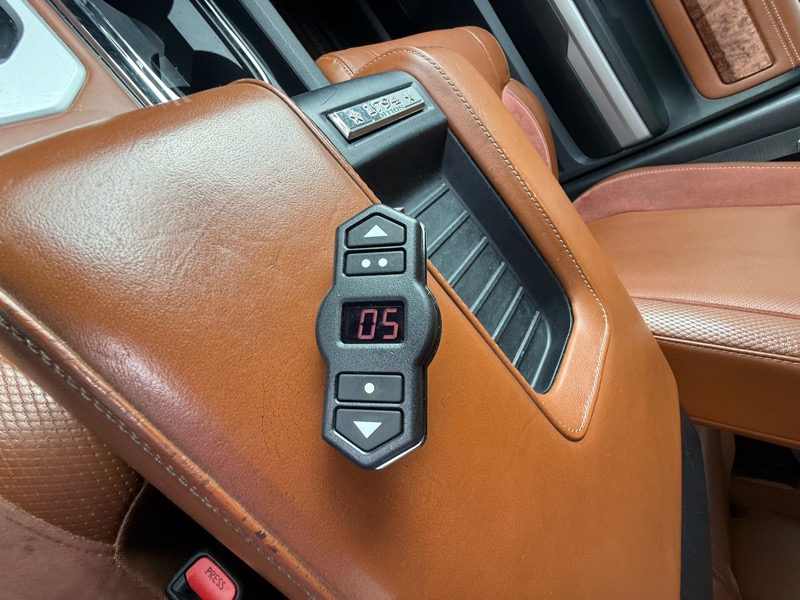 Toyota Tundra 1794 Edition Crew Max 4WD 5.7L V8 2018