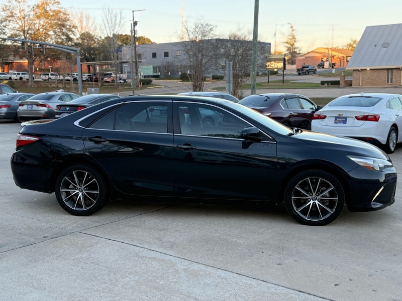 Toyota Camry XLE 2016