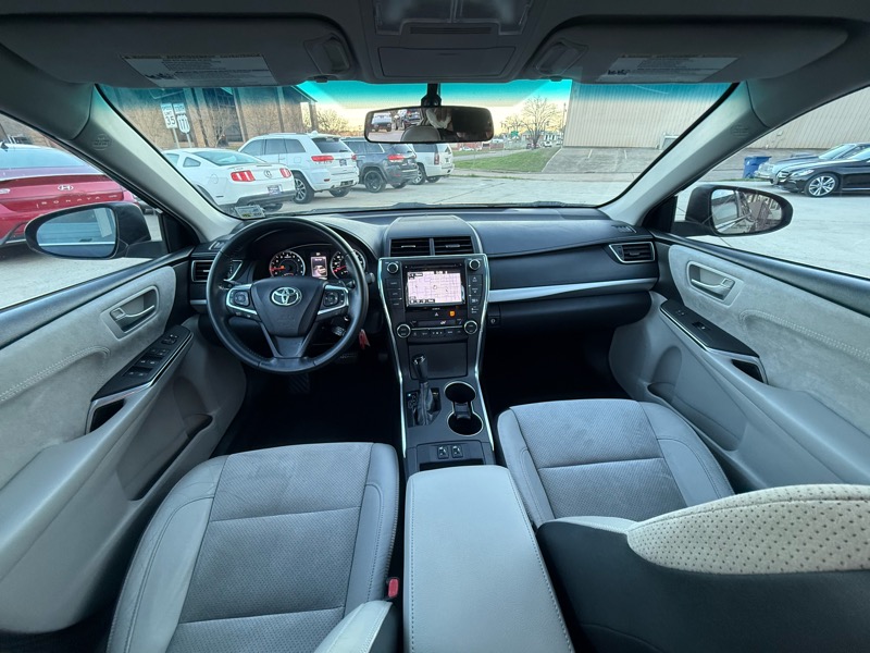 Toyota Camry XLE 2016