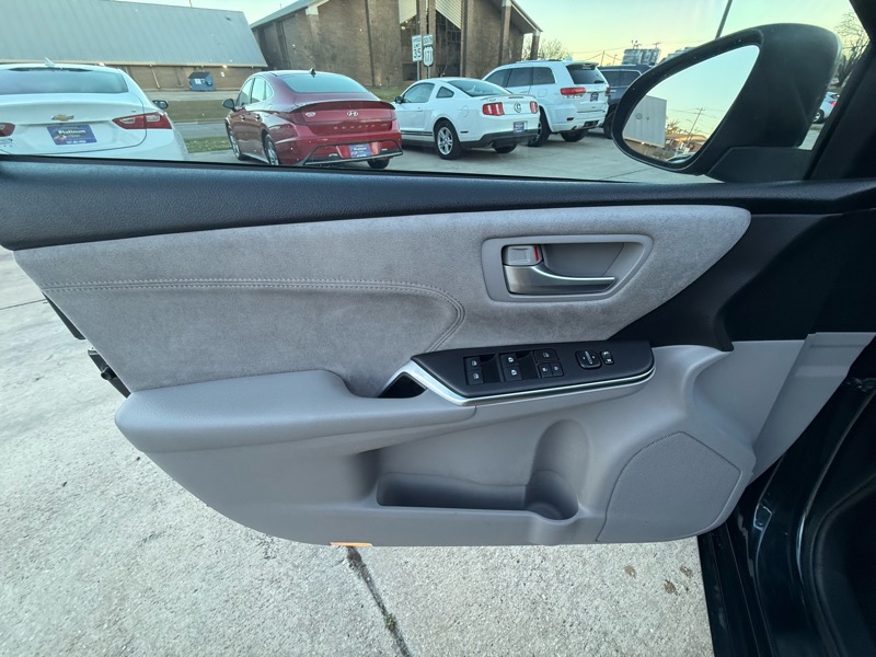 Toyota Camry XLE 2016