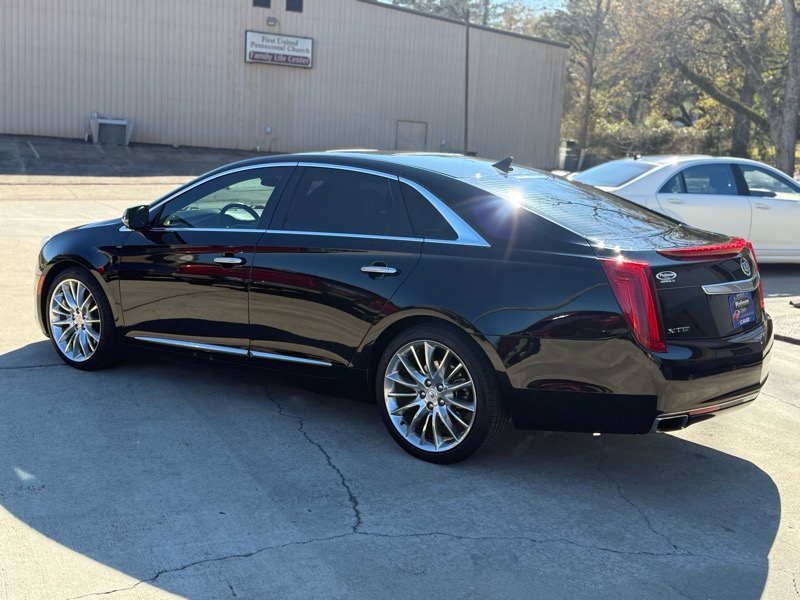 Cadillac XTS Platinum FWD 2014