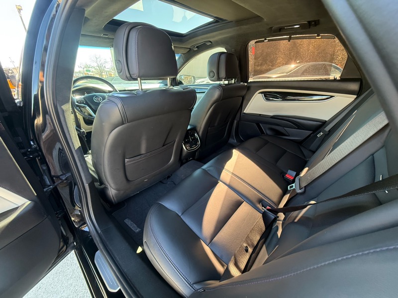 Cadillac XTS Platinum FWD 2014