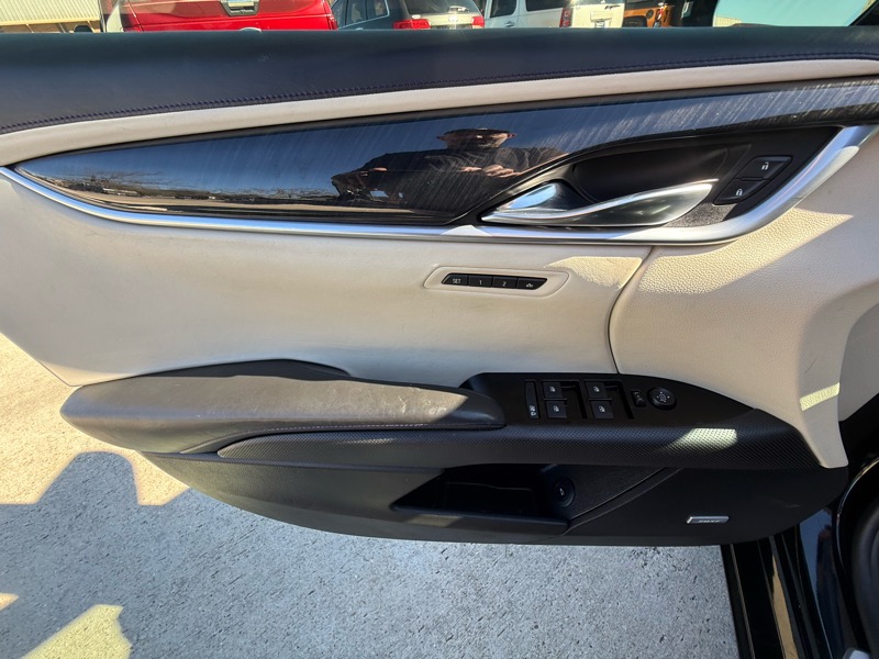 Cadillac XTS Platinum FWD 2014