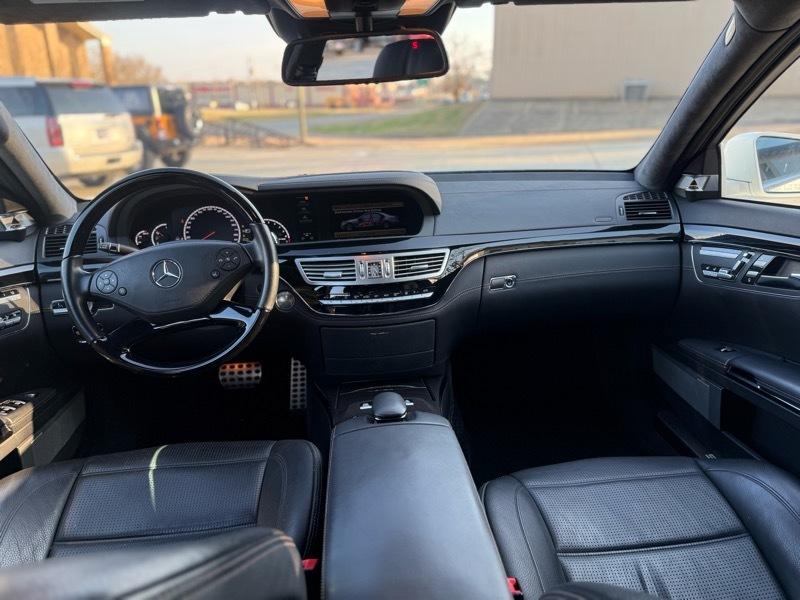 Mercedes-Benz S-Class S63 AMG 2012