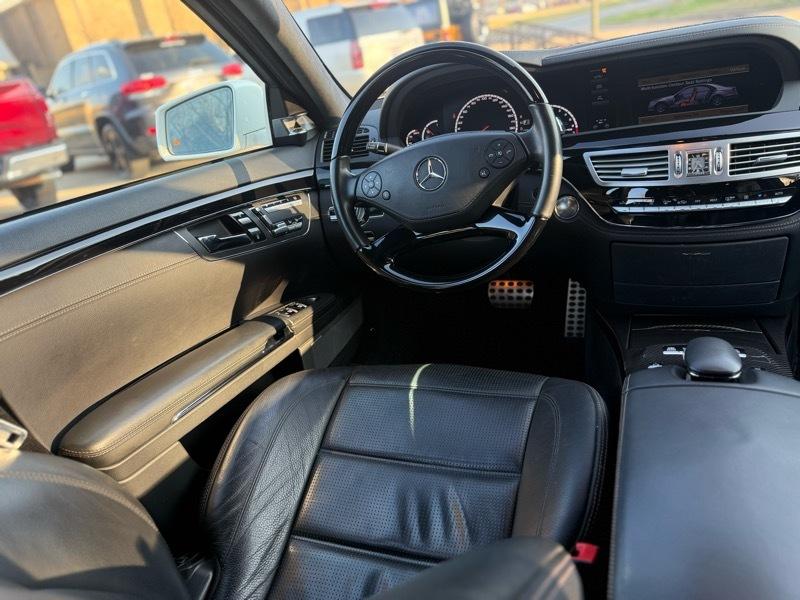 Mercedes-Benz S-Class S63 AMG 2012