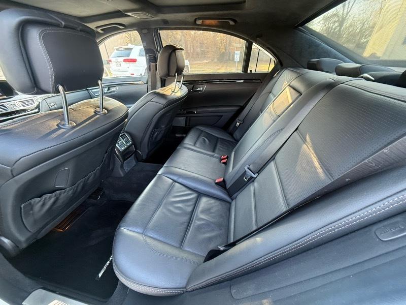 Mercedes-Benz S-Class S63 AMG 2012