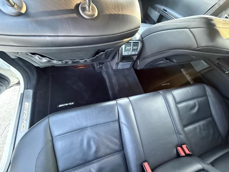 Mercedes-Benz S-Class S63 AMG 2012