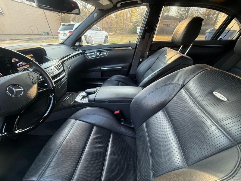 Mercedes-Benz S-Class S63 AMG 2012