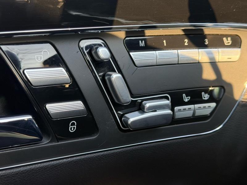 Mercedes-Benz S-Class S63 AMG 2012