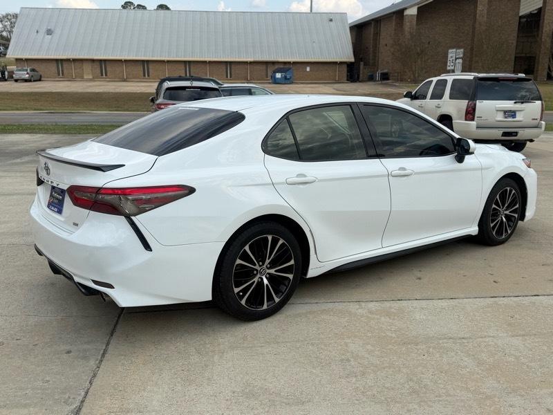 Toyota Camry LE 2018