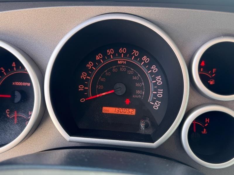 Toyota Tundra Tundra-Grade 4.6L Double Cab Long Bed 2WD 2012