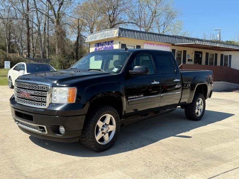 GMC Sierra 2500HD Denali Crew Cab 4WD 2014