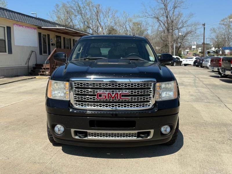 GMC Sierra 2500HD Denali Crew Cab 4WD 2014