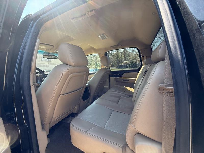 GMC Sierra 2500HD Denali Crew Cab 4WD 2014