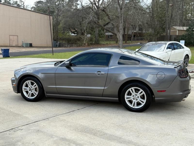 Ford Mustang V6 Coupe 2014