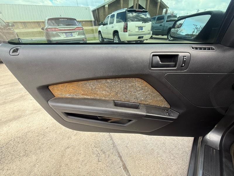 Ford Mustang V6 Coupe 2014