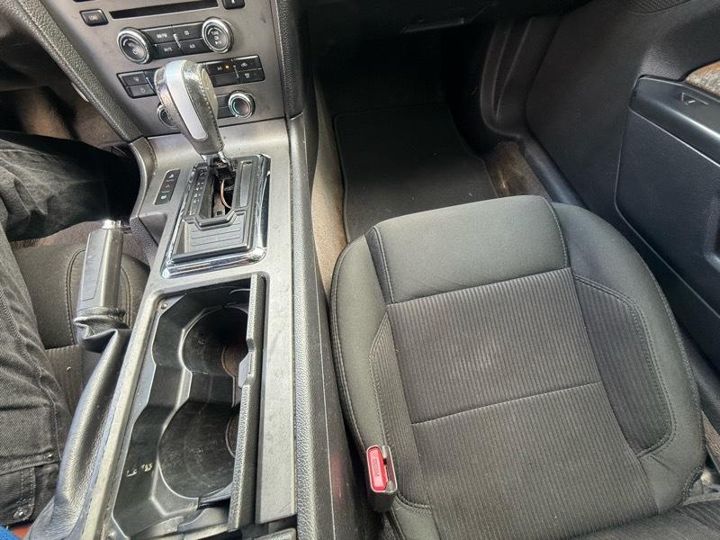 Ford Mustang V6 Coupe 2014