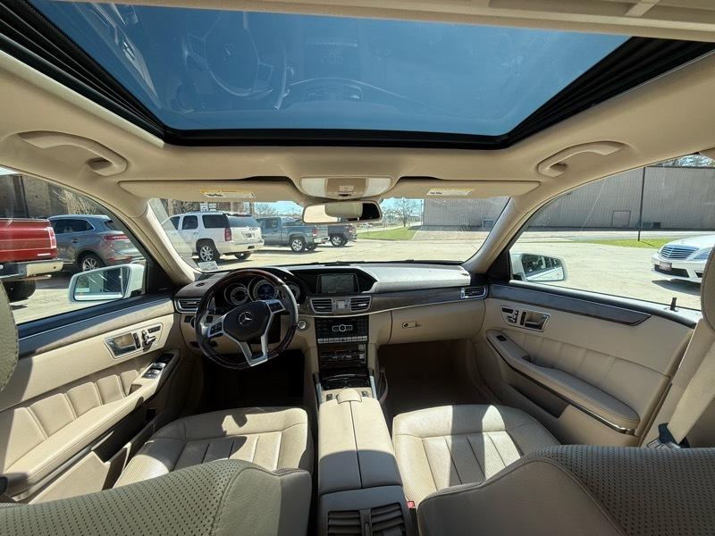 Mercedes-Benz E-Class E550 Sedan 4MATIC 2014