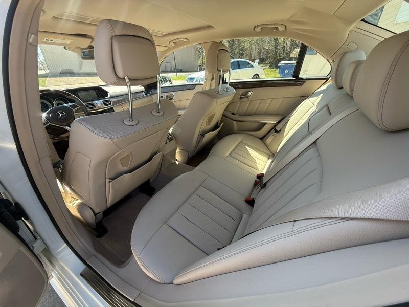 Mercedes-Benz E-Class E550 Sedan 4MATIC 2014