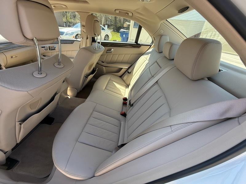 Mercedes-Benz E-Class E550 Sedan 4MATIC 2014