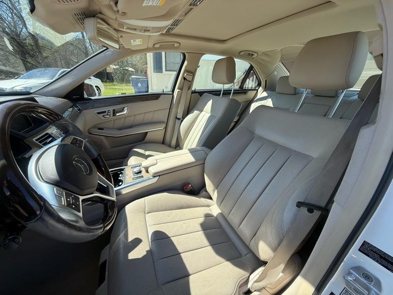 Mercedes-Benz E-Class E550 Sedan 4MATIC 2014