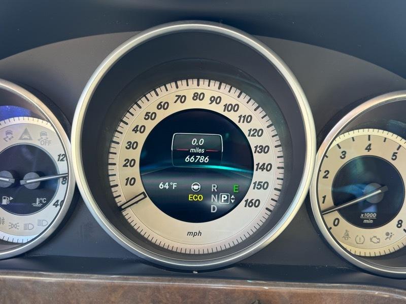 Mercedes-Benz E-Class E550 Sedan 4MATIC 2014