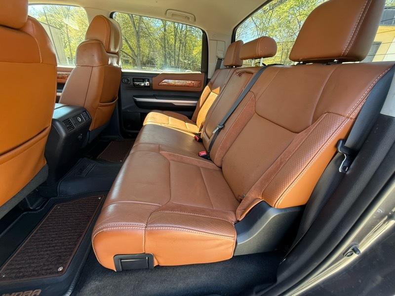 Toyota Tundra 1794 Edition CrewMax 4WD 5.7L FFV 2017