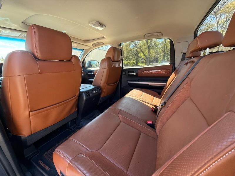 Toyota Tundra 1794 Edition CrewMax 4WD 5.7L FFV 2017