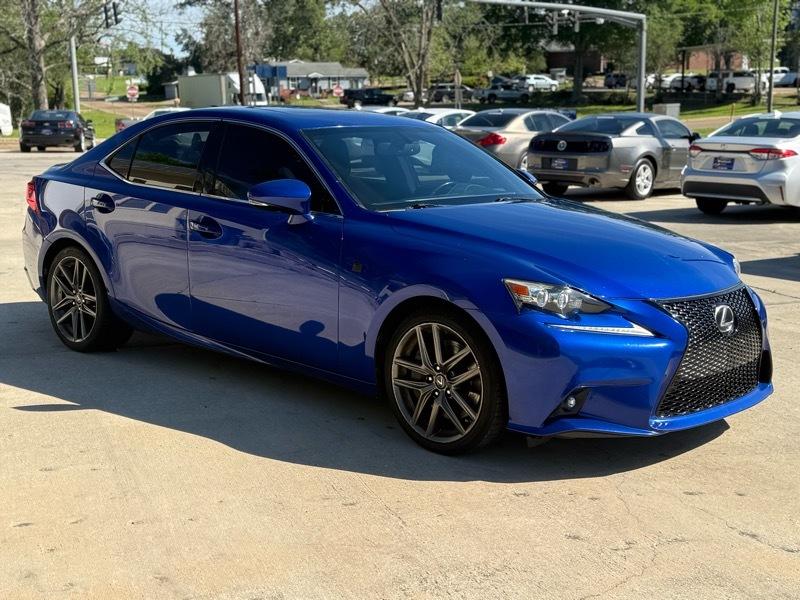 Lexus IS 200t 2016