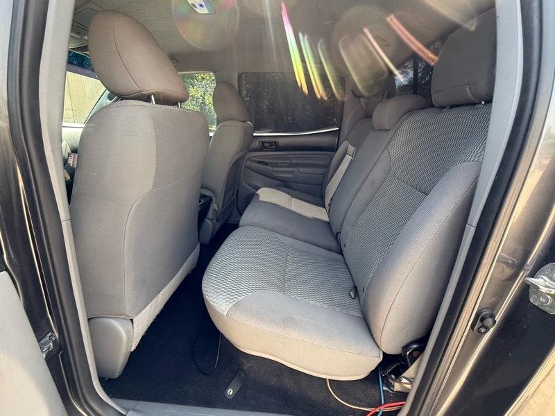 Toyota Tacoma PreRunner Double Cab V6 5AT 2WD 2014