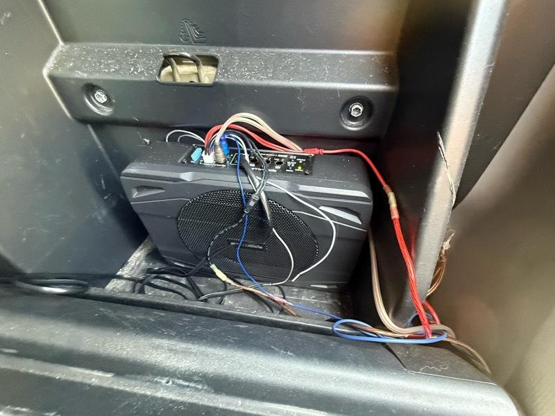 Toyota Tacoma PreRunner Double Cab V6 5AT 2WD 2014