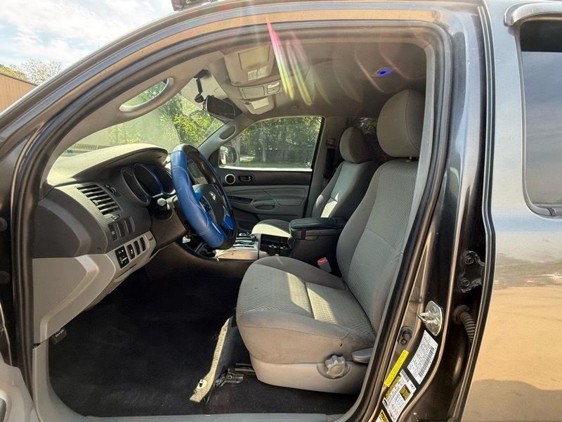 Toyota Tacoma PreRunner Double Cab V6 5AT 2WD 2014